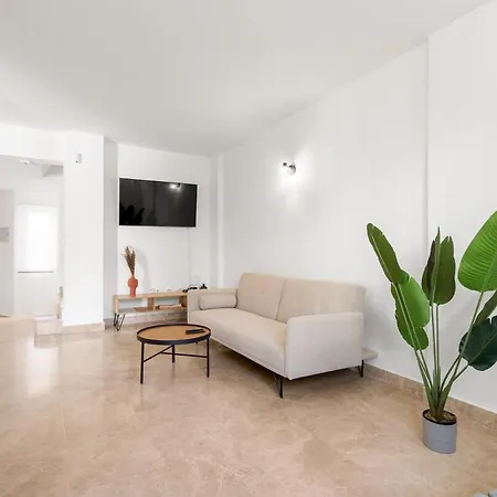 Explore Life At Naranjos - Rdr453 Holiday home Marbella